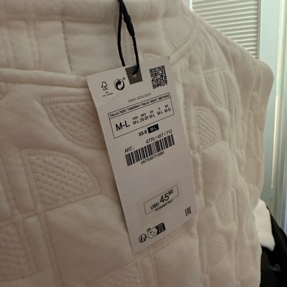 Zara Cream Quilted Vest - Picture 2 of 3